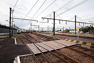 3DM速报：育碧高级开发者大量流失 美国男子因《暗黑2》枪杀好友